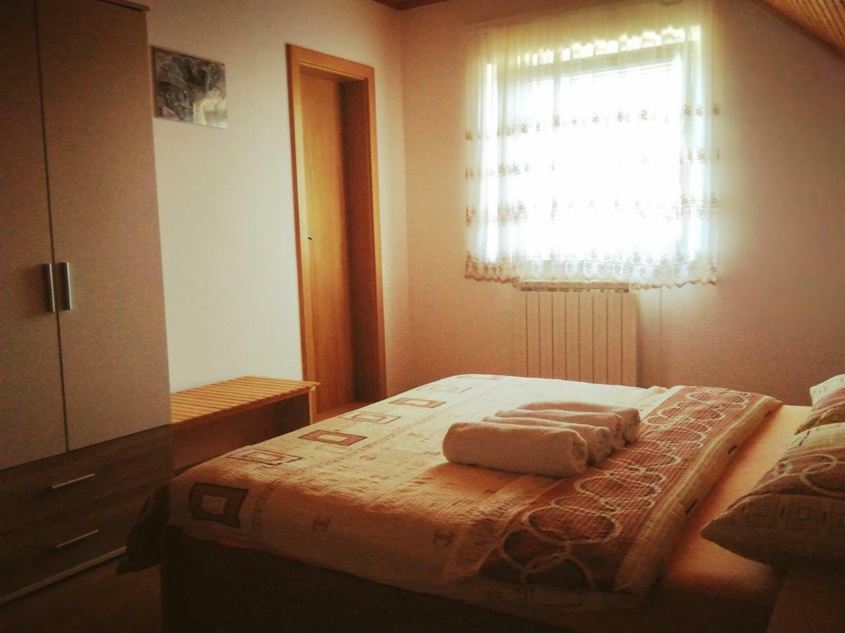Guest House First Stop Rakovica Extérieur photo